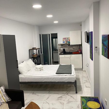 Nirvana Comfort Apartments 2 テッサロニキ エクステリア 写真