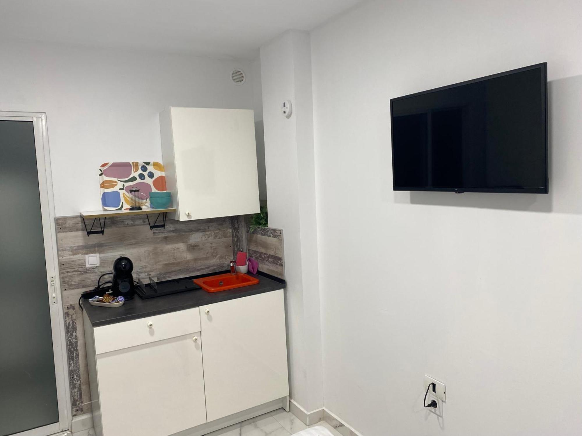Nirvana Comfort Apartments 2 テッサロニキ エクステリア 写真